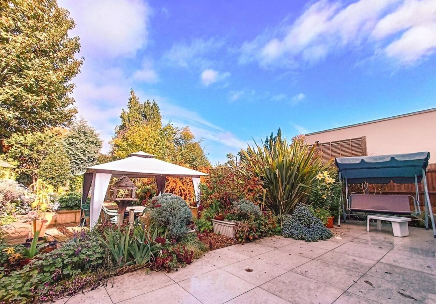 Strawberry Hill The Sandy Studio Flat In Petersham מראה חיצוני תמונה